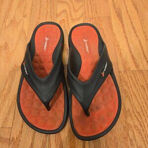 Mens Size 8 Black Rider Flip Flops with Orange bed